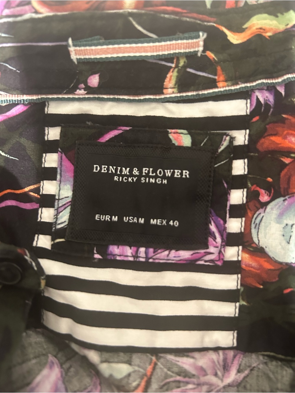 Denim & Flower Ricky Singh Black Floral Hawaiian Men’s Shirt M